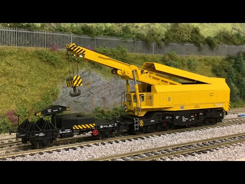 Roco HO 73035 EDK 750 Digital Motorised Crane with DCC sound