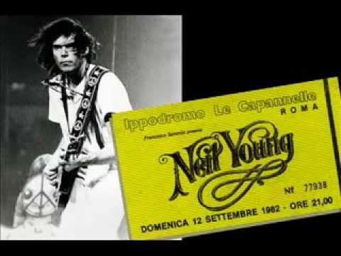 Neil Young Live in Rome, 1982 - Full concert - YouTube