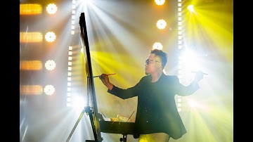 Nghệ sĩ vẽ tranh bằng kim tuyến tại tái hiện lại ký ức khó khăn của Chủ Tịch - Nguyễn Tiến art