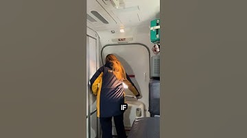 Why Airplane Doors Are NOT Automatic ✈️😳