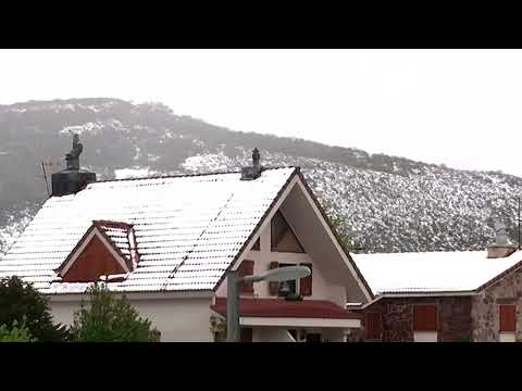 Snowfall surprises Spain after an early heat wave