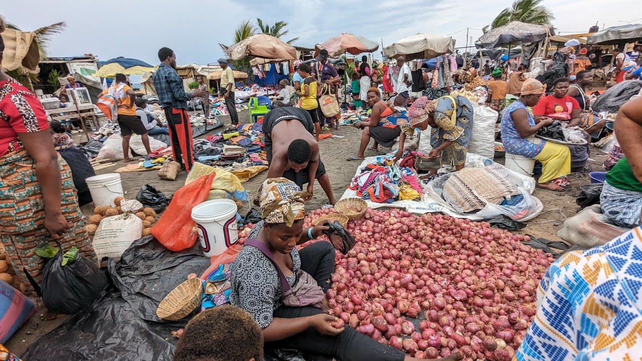 Cost of living in west Africa🌍. 50 food shopping in an African street market lomé Togo🇹🇬 YouTube
