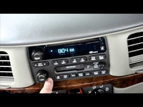 Βίντεο: Πώς ξεπλένετε το ψυγείο σε ένα Chevy Impala 2000;