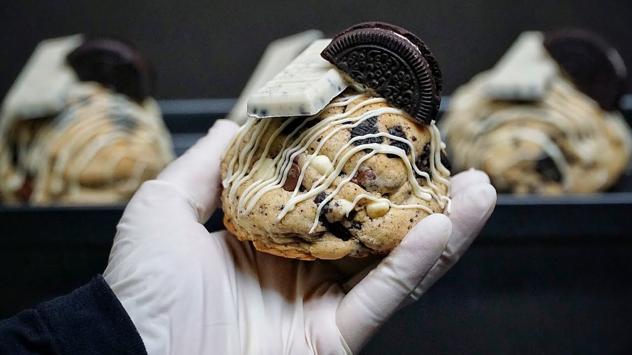 New York Style Cookie & Cream Cookies | 6 Oz Gourmet Cookies