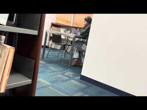 Hot Blonde girl Uggs shoeplay in Library!!! (MUST SEE!!)