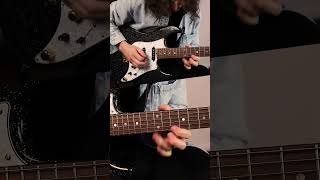Learn this lick! 🔥 full lesson available in link.