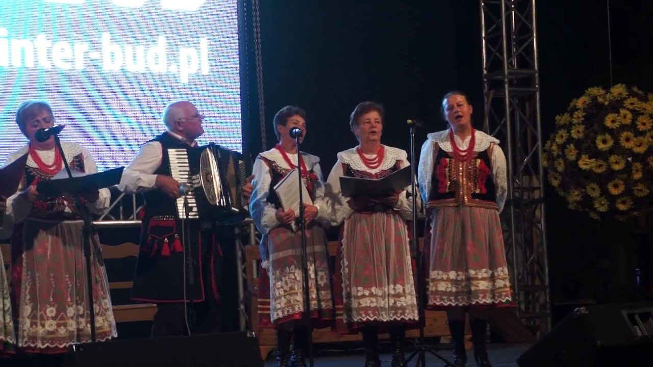 Polish folk songs Krakowianki in Krakow YouTube