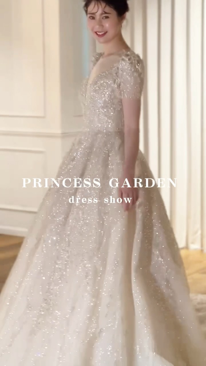 プリンセスガーデンの新作を含むドレスショー
