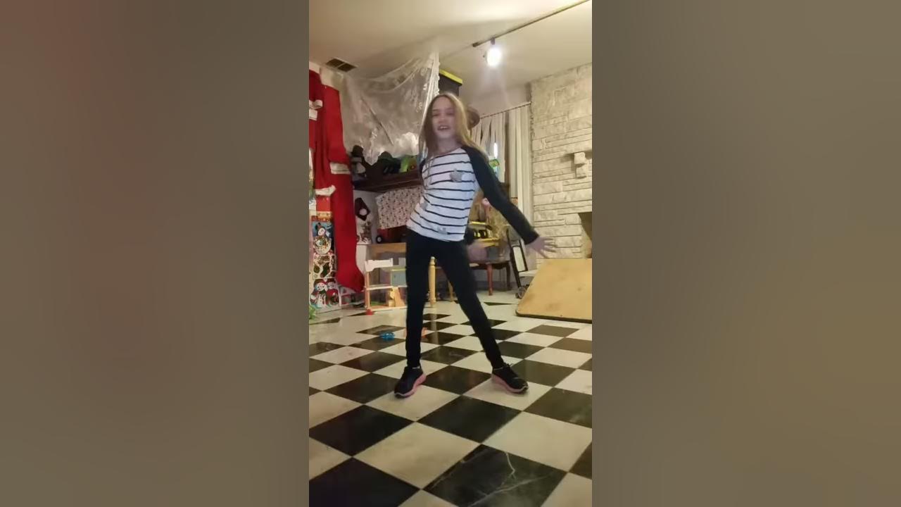 Backpack kid dance(22) YouTube
