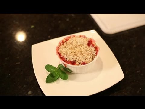 How to Prepare Rhubarb for Crumble : Delicious Recipes