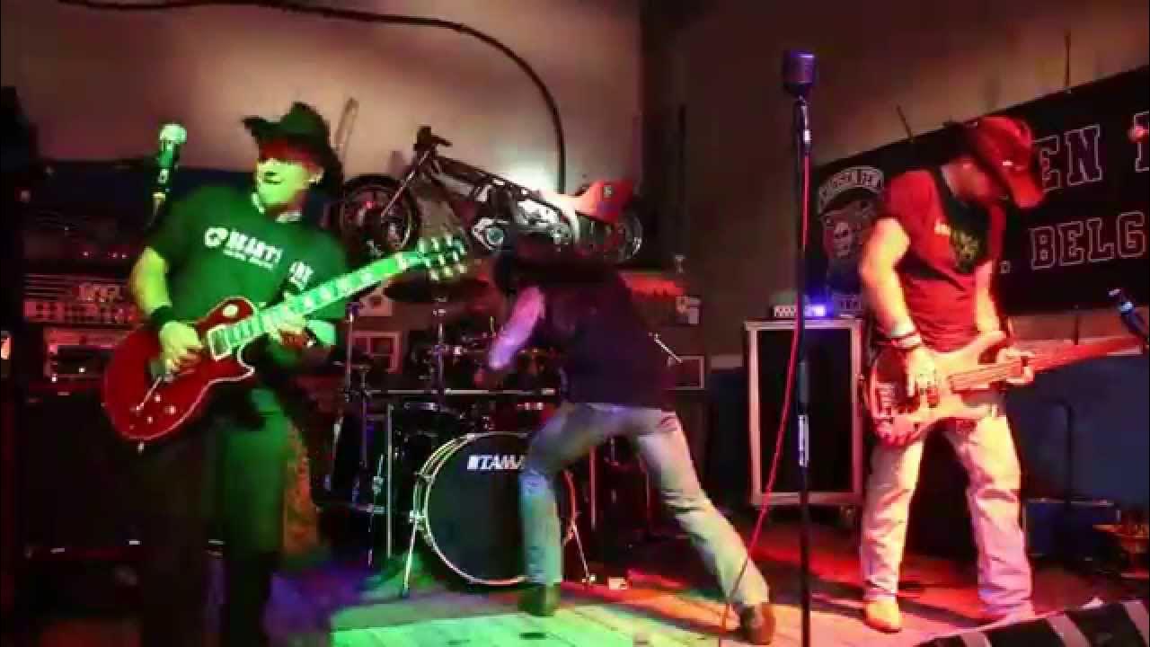 Hangarhead Iron Fist ( Motorhead Cover ) YouTube