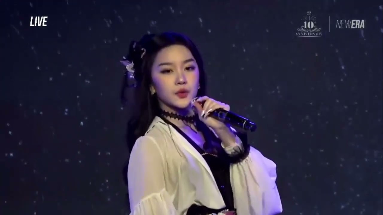 JKT48 - JIKA AKU DIPELUKMU (Dakishimeraretara) | MARSHA, CHRISTY, DAN CHIKA