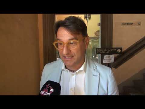 Video Scuola di San Leo chiusa e collegamento con Indicatore, Con Arezzo chiede risposte