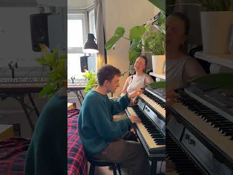 Aretha, Sing One For Me. Fiona Kinsella on Vocals 🎤 #music #musician #singer #song #soul #piano