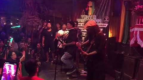 Republik Sulap - Tony Q Rastafara || Live APACHE REGGAE BAR Legian Bali