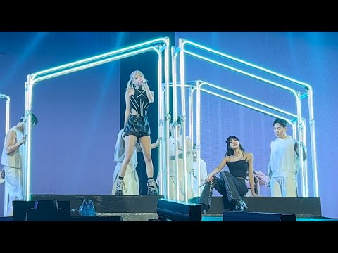 FAVE B-SIDE!!! BLACKPINK IN PARIS DAY 2 - Typa Girl (VIP Fancam)