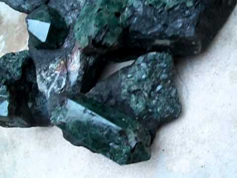 Video: Alexandrite Stone: Sehrli Və Müalicəvi Xüsusiyyətlər