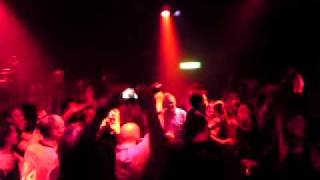 Ozomatli in t publiek 210610