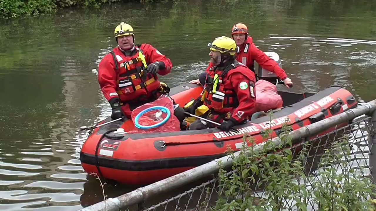 Kennet & Avon Canal Day 3 - From The Thames into Reading