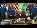 Selbstlob-Orgie im Oval Office beim Empfang der Crew der jüngsten NASA-Mondmission | ntv