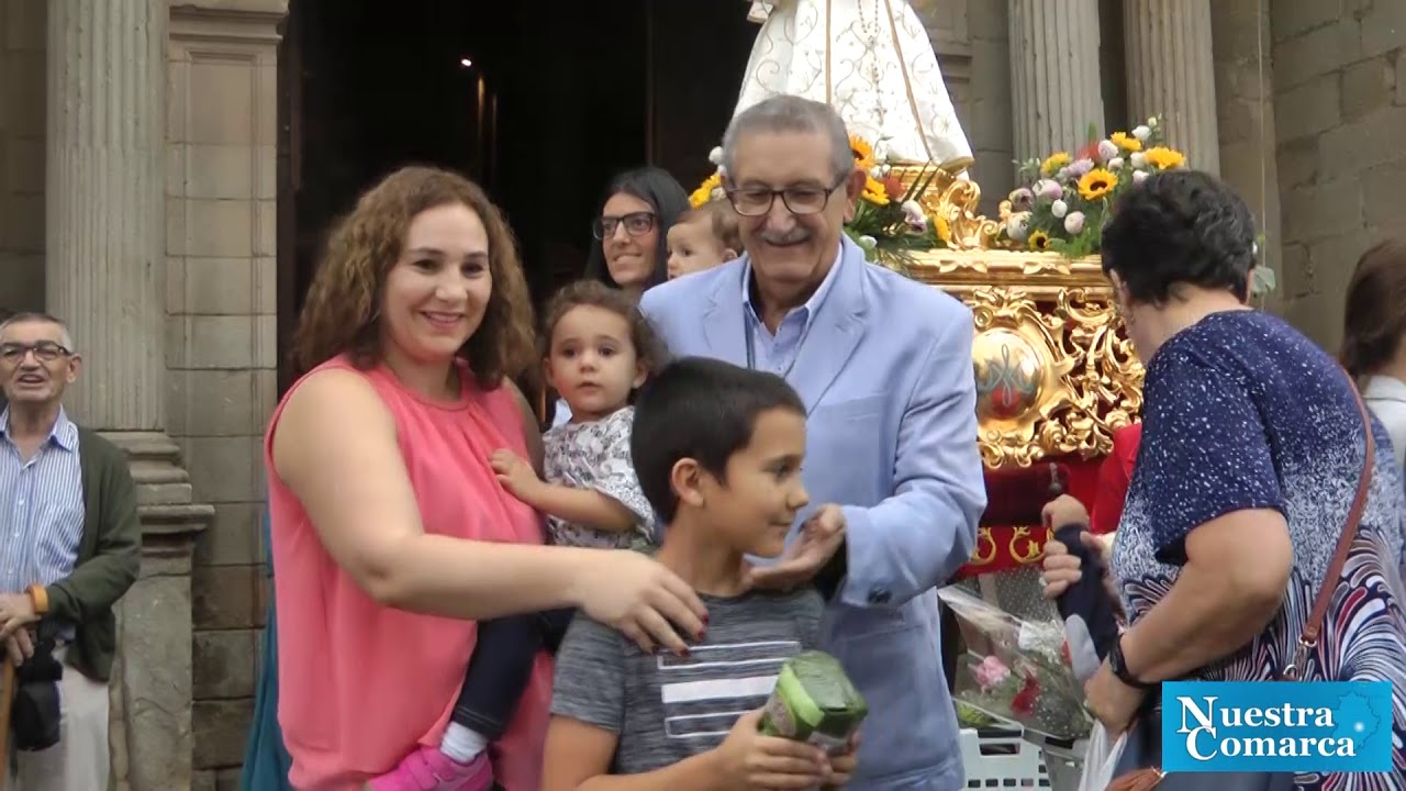 Ofrenda Virgen Cruces 2018