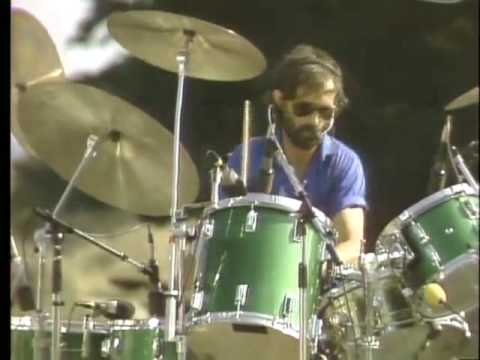 The Doobie Brothers  "Long Train Runnin'" '81 Live