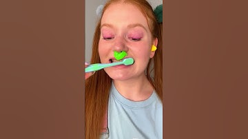 Sparkling Clean Fun! 💧 Learn Hygiene with #WOWCube!🌟