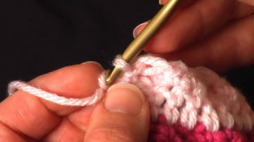 How to Crochet: Changing Colors for Striped Patterns