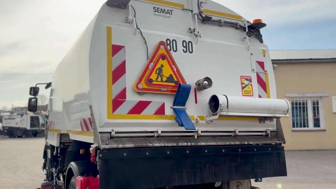 4325 Zamiatarka Semat