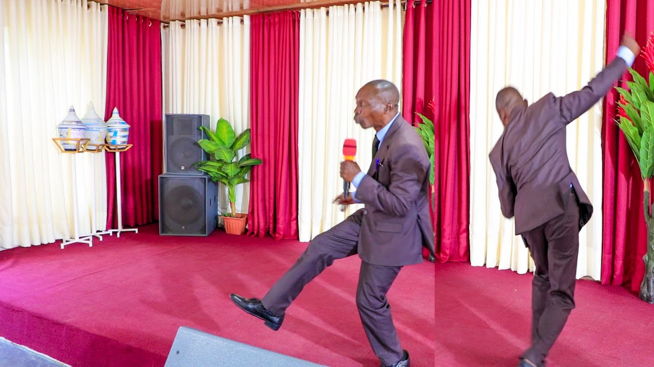 ABADAYIMONI BANYIGISHIJE GUKINA UMUPIRA WAMAGURU NITOREZAGA MWIRIMBI NTAKIPE IRATSINDA NITWAGA DODOS