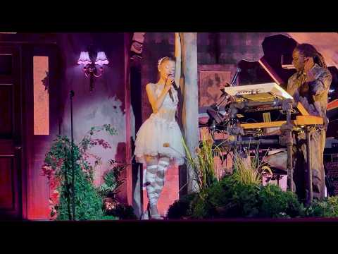 Ariana Grande - warm - Live from the eternal sunshine tour at The Barclays Center