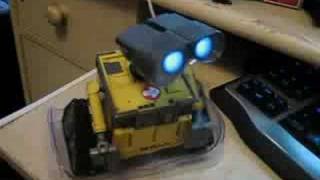 WALL-E iDance dances to CE's requests pt3