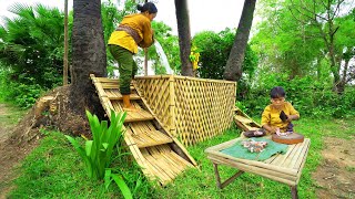 Survival Girl Camping Alone and Building Cozy Luxury Bamboo Tree House by Technology Ancient Skills