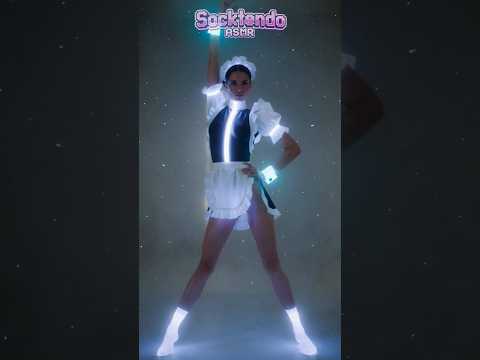 🔥 GIRL IN GLOWING FUTURISTIC SCI-FI SOCKS! Viral Neon Cyberpunk Dance Short 2026 ✨