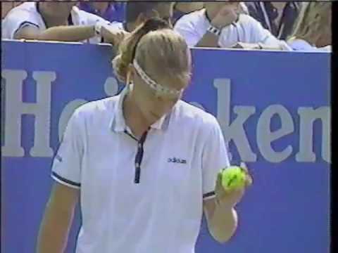 Steffi Graf Backhand Slice Short 1