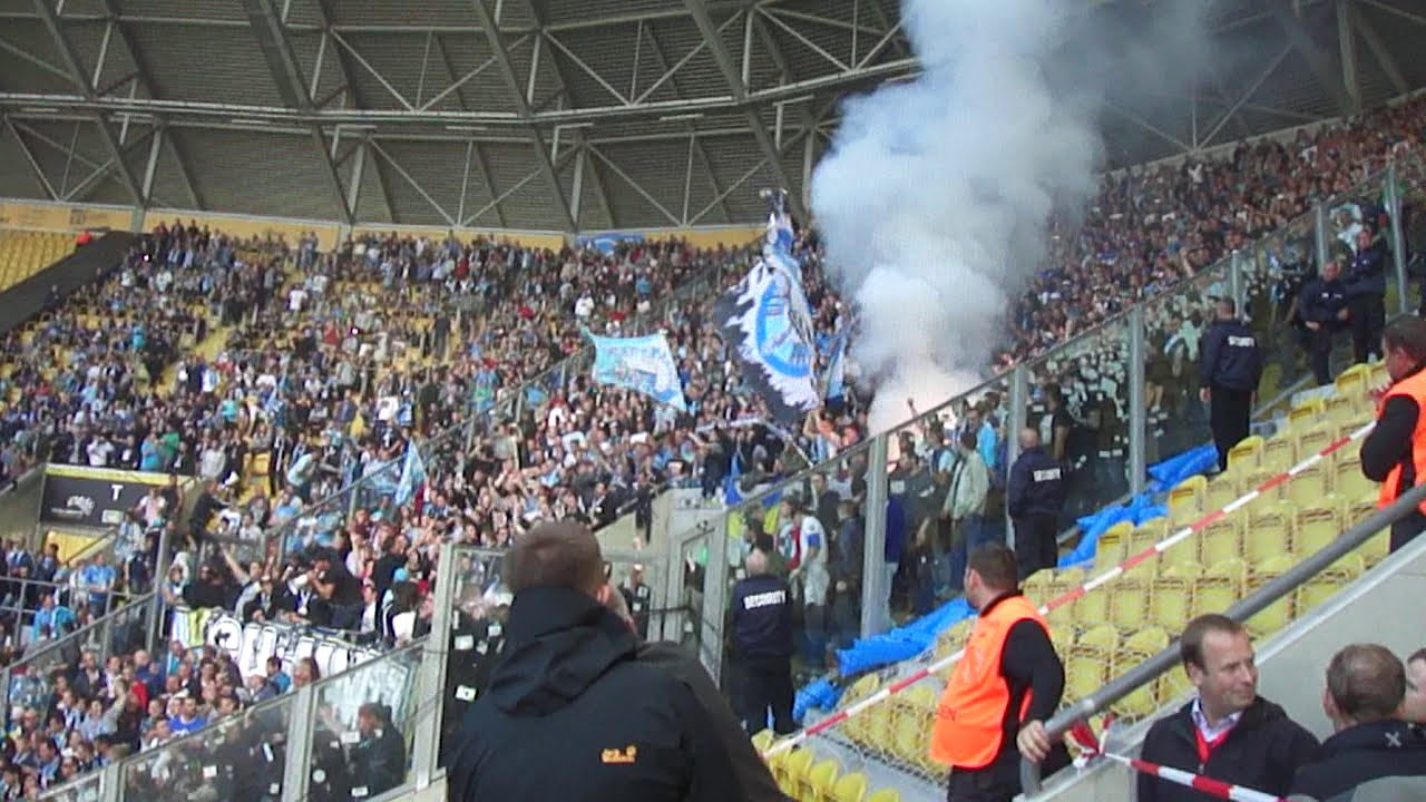 Dynamo Dresden vs. Chemnitzer FC 1:0,die wahrscheinlich größte Faninvasion vom CFC der letzten Jahre