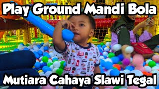 Bimasena Main Mandi Bola dan Play Ground di Mutiara Cahaya (MC) Slawi Tegal