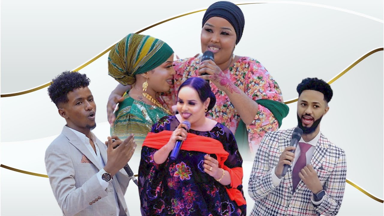 Ochiq havoda zavqlanadigan juftliklar: jinsiy aloqa videosi