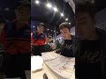 White guy orders in perfect Chinese