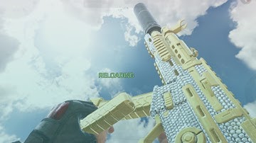 QQ9 Black and Gold with Diamond Camo looks godly