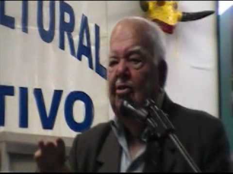 Miniatura del vídeo «Juan Mari Brás - El Maestro - El Grito de Lares 2009 #2»