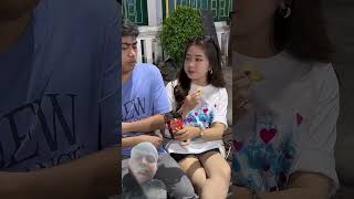 beautiful girl refuses money #funny #comedy #prank 🤑😭