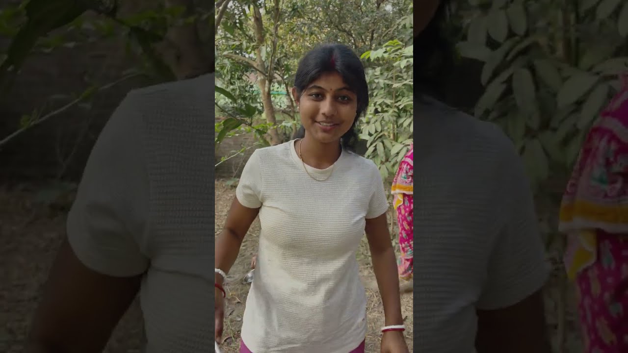 পিউকে দিয়ে মুন্নির দুধ দোয়ালাম🍼🤭 || মুন্নির বাঁট যতই টানছি ততই দুধ বেরোচ্ছে🍼🥵 