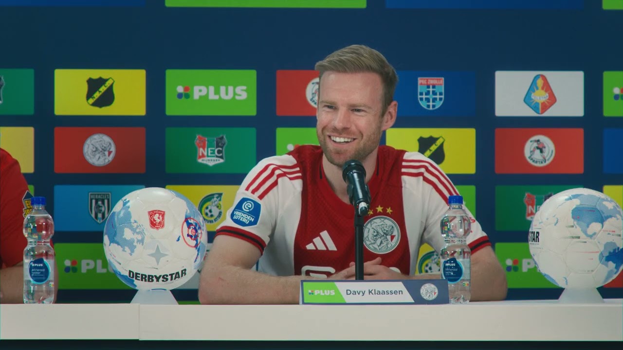 PLUS - Voetbalplaatjes