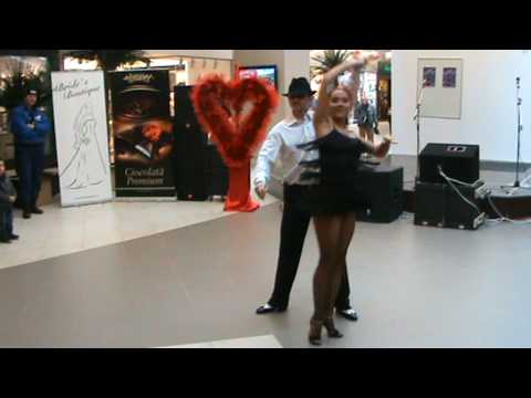 Tudor Mihai si Raluca Aldea - Sf. Valentin 2010, Mall Vitantis