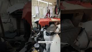 Orginal leather 😱wholesale retail factory in delhi||customise leather jackets🧥 #leatherjacketmarket