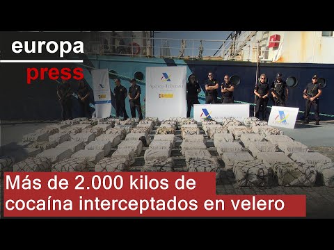 Over 2,000 kilos of cocaine seized on a sailboat 400 miles off the coast of Galicia