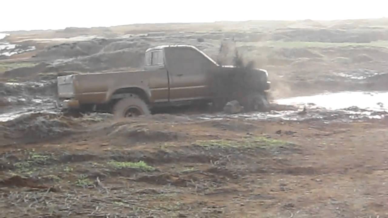 mud bogging down south point YouTube