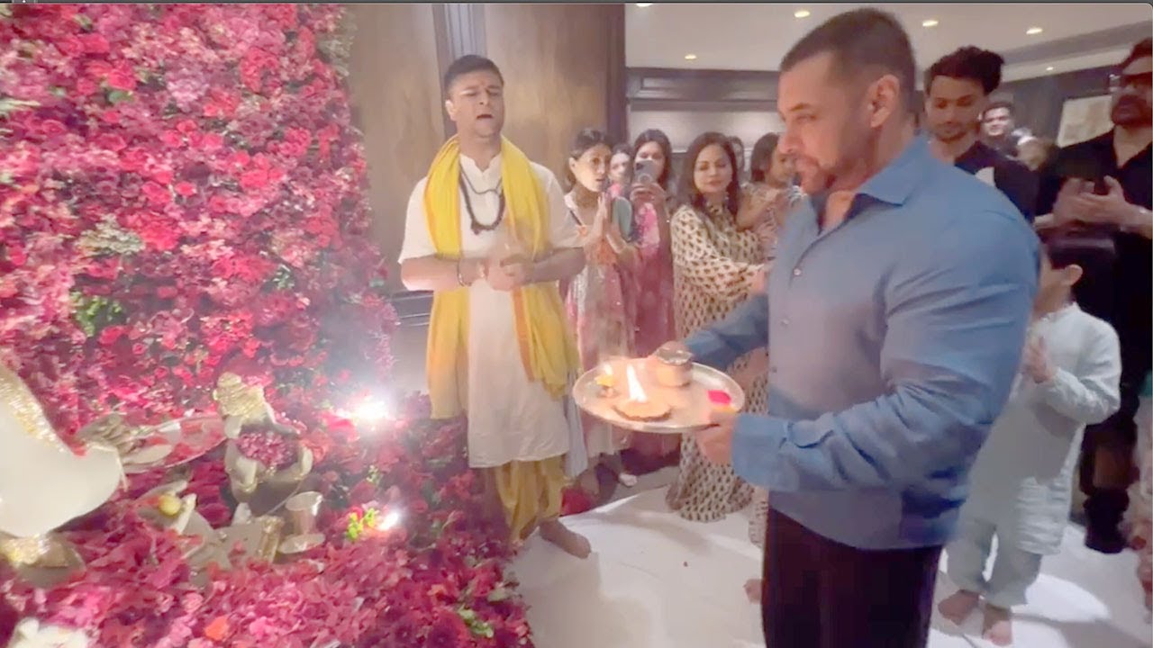 Salman Khan Ganesh Aarti 2023 Inside Footage With Visarjan