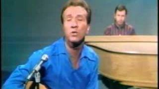 Video thumbnail of "Marty Robbins Sings 'Funny Face.'"